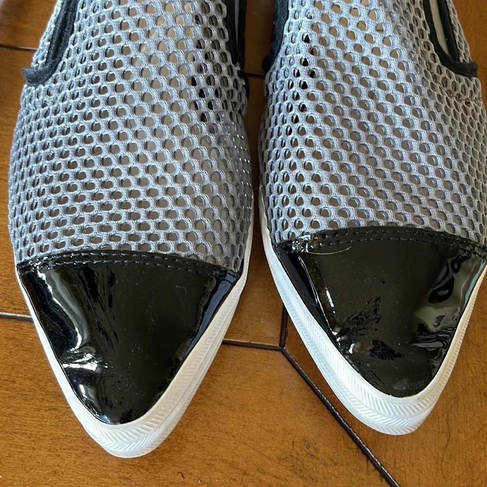 BRAND: ALL BLACK. Grey mesh and black accent slip ons. Size 7 in great condition - Picture 6 of 7